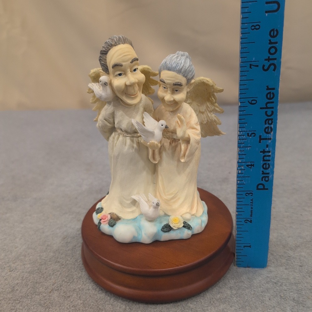 1996 Sansco Heritage House Angel Couple Music Box Oh What a Beautiful Morning - Picture 7 of 7
